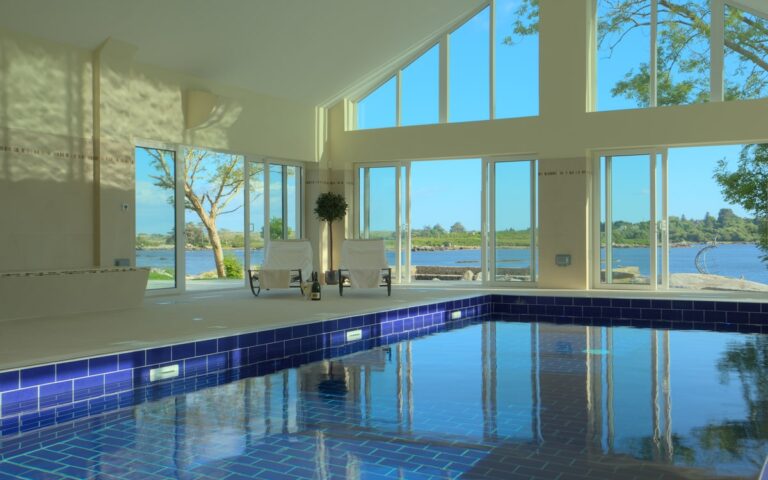 Pool im Screebe House