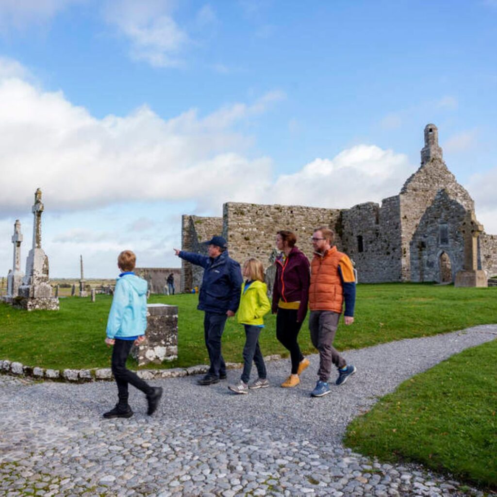 Familienreise in Irland - Clonmacnoise