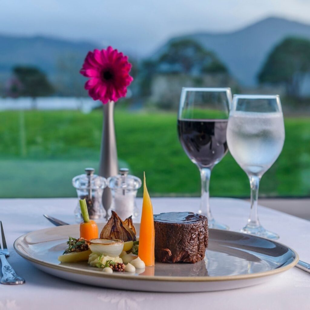 Irland Kulinarik Abendessen Lake Hotel