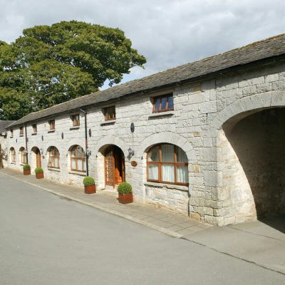 Cabra Castle Außenansicht