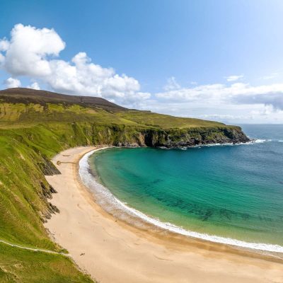 Flitterwochen im Norden Irlands . Malin Beg Donegal