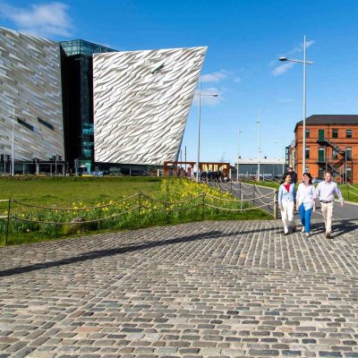 Highlights des Norden Irlands . Titanic Belfast