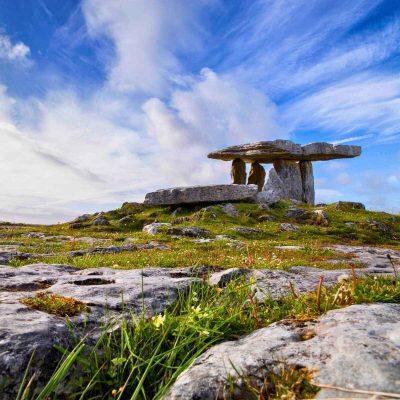 Poulnabrone Dolmen im Burren Gebiet